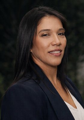 Yoana Castañeda, líder financiera de la Asociación Amigos con Calor Humano.
